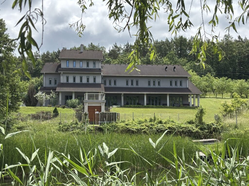 Apartmanház Szilvásvárad